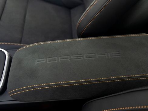 Certified 2026 Porsche 911 Carrera 4 GTS AWD/4WD image 33