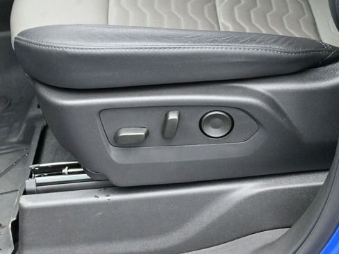 Used 2025 Chevrolet Silverado 1500 ZR2 w/ Technology Package image 14