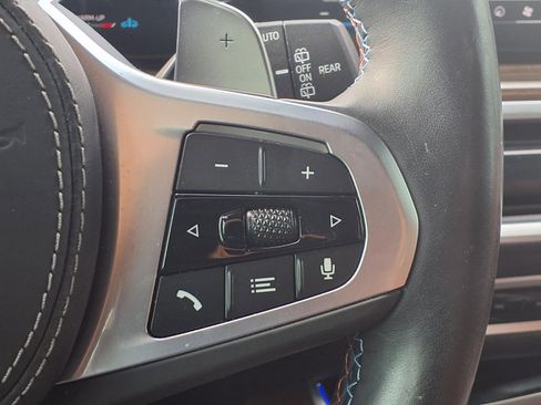 Used 2024 BMW X5 M60i image 15