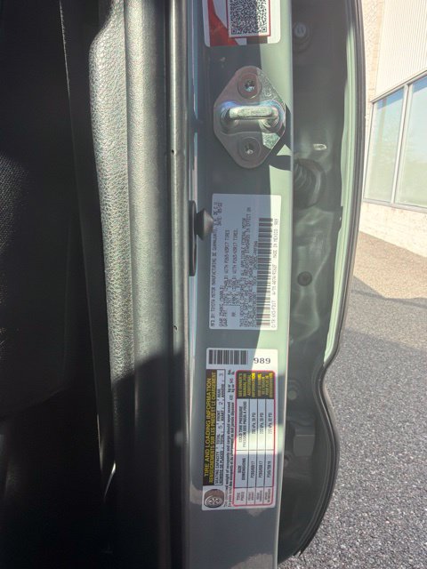 Used 2022 Toyota Tacoma TRD Sport AWD/4WD image 25