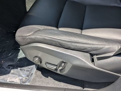 Certified 2023 Volvo XC60 B5 Plus w/ Climate Package FWD image 14