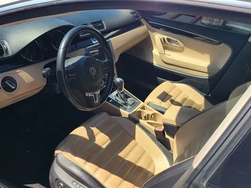 Used 2013 Volkswagen CC Lux FWD image 4