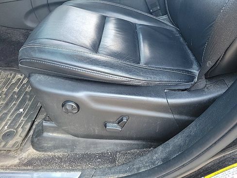 Used 2016 Jeep Grand Cherokee Limited w/ Trailer Tow Group IV AWD/4WD image 31