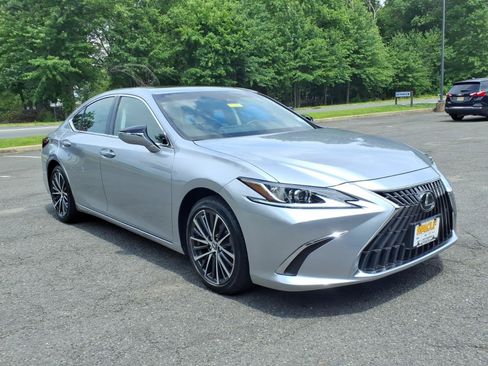 Used 2024 Lexus ES 350 w/ Premium Package FWD image 1