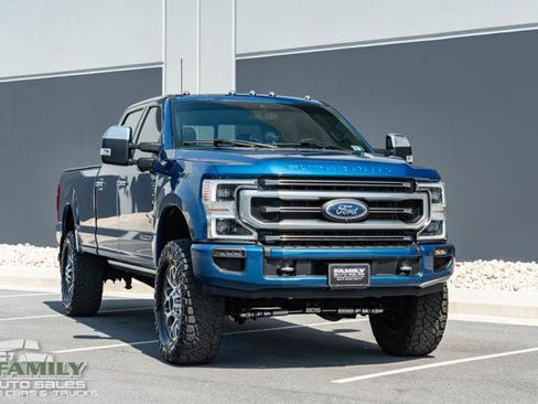 Used 2022 Ford F350 Platinum w/ FX4 Off-Road Package image 14