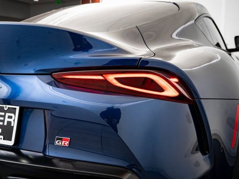 Used 2020 Toyota Supra Premium w/ Driver Assist Package image 17