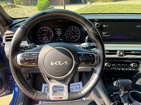 Used 2022 Kia K5 GT-Line FWD image 11