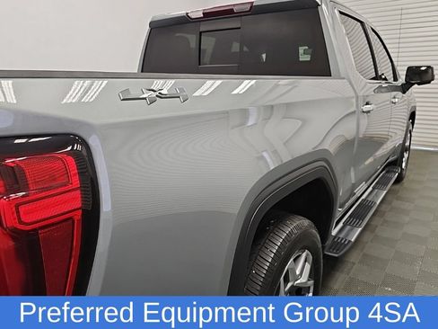 Used 2023 GMC Sierra 1500 SLT w/ SLT Premium Plus Package AWD/4WD image 11