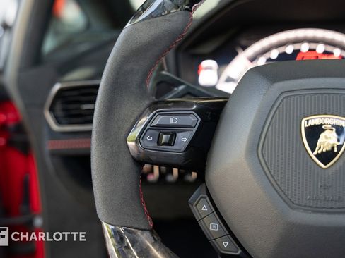 Used 2018 Lamborghini Huracan Performante image 23