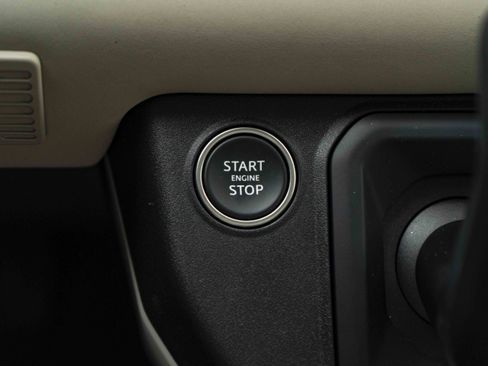 Used 2024 Land Rover Defender 110 X-Dynamic SE AWD/4WD image 26