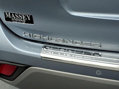 Used 2022 Toyota Highlander Platinum image 31