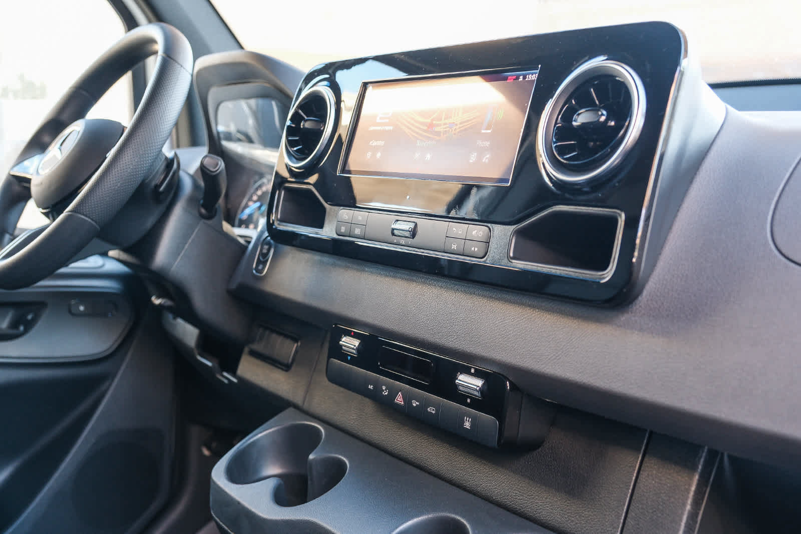 New 2025 Mercedes-Benz eSprinter 170 Cargo image 20