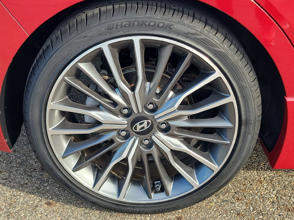 Used 2017 Hyundai Elantra Sport w/ Sport Premium Package 06 FWD image 36