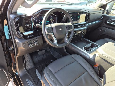 Used 2026 Chevrolet Silverado 2500 LTZ w/ Trail Boss Package AWD/4WD image 14
