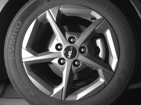 Used 2025 Kia K4 LXS image 13