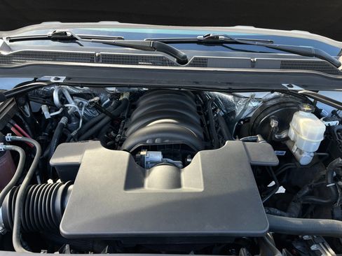 Used 2018 GMC Yukon SLT image 19