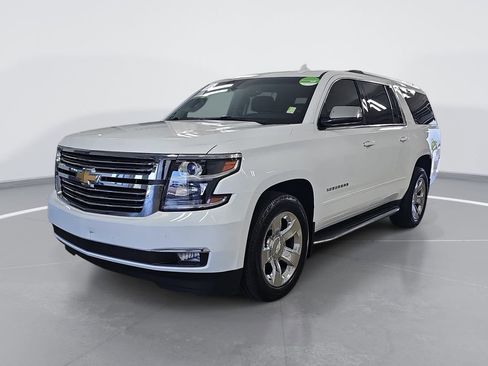 Used 2018 Chevrolet Suburban Premier AWD/4WD image 9
