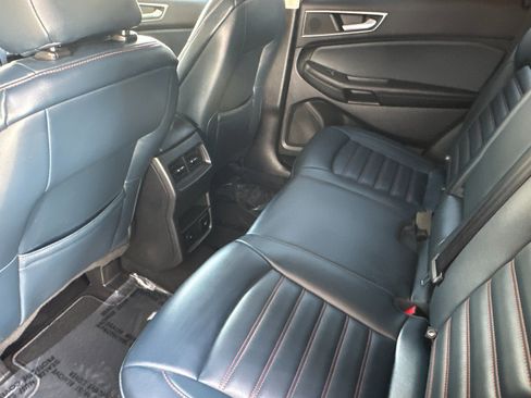 Certified 2022 Ford Edge SEL w/ Sport Appearance Package image 13