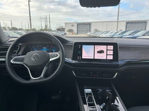 New 2026 Volkswagen Atlas SEL AWD/4WD image 50