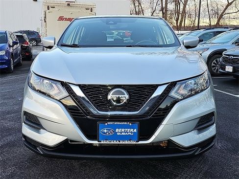 Used 2021 Nissan Rogue Sport S image 2