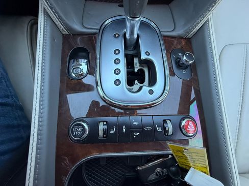 Used 2012 Bentley Continental GT image 19