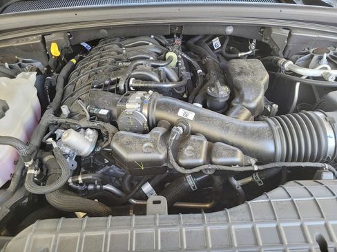 Used 2025 Jeep Grand Cherokee Altitude w/ Trailer Tow Package AWD/4WD image 24