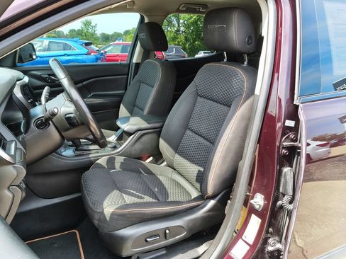Used 2018 GMC Acadia SLE w/ Driver Alert Package I AWD/4WD image 10