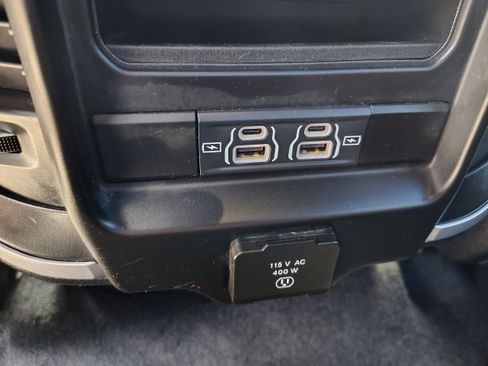 Certified 2025 RAM 1500 Big Horn AWD/4WD image 20