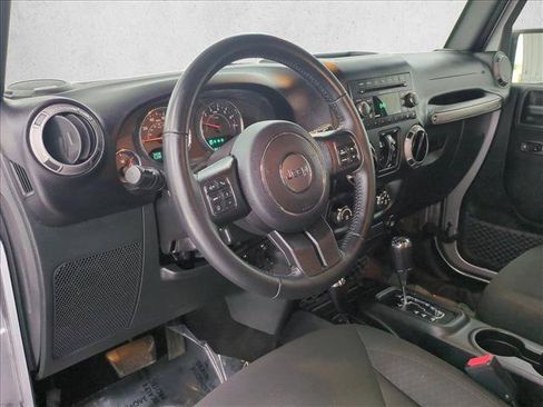 Used 2017 Jeep Wrangler Unlimited Sport w/ Quick Order Package 24S AWD/4WD image 10