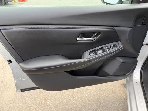 Used 2021 Nissan Sentra SV FWD image 13