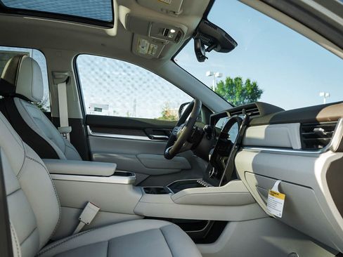 New 2026 GMC Terrain Denali w/ LPO, Floor Liner Package image 11