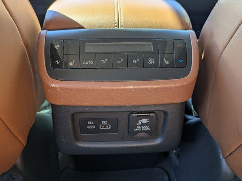 Used 2022 Nissan Pathfinder Platinum w/ Cargo Package FWD image 30