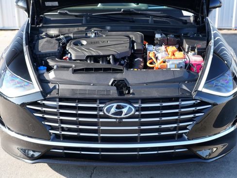 Used 2022 Hyundai Sonata Limited w/ Cargo Package image 7