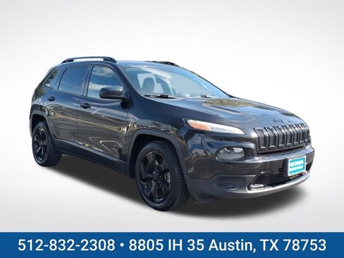 Used 2016 Jeep Cherokee Sport FWD image 1