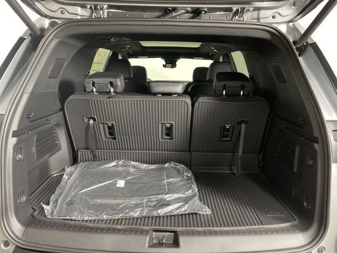 New 2026 Chevrolet Traverse LT w/ Sun and Wheel Package image 26