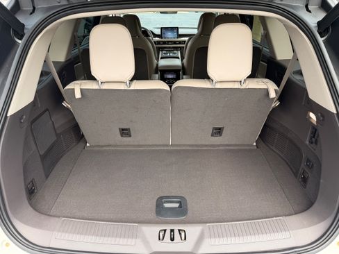 Used 2022 Lincoln Aviator Grand Touring w/ Equipment Group 301A AWD/4WD image 24
