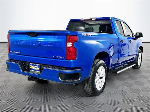 Used 2024 Chevrolet Silverado 1500 Custom image 7