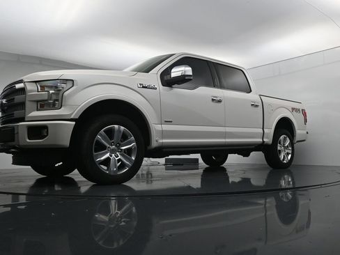 Used 2016 Ford F150 Platinum w/ Equipment Group 701A Luxury AWD/4WD image 29