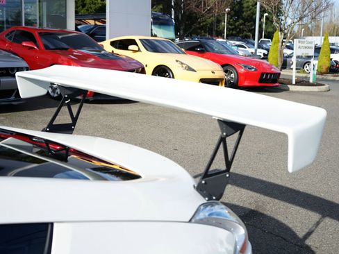 Used 2010 Nissan 370Z Touring w/ Sport Pkg image 10