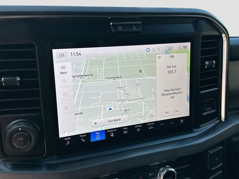 Used 2025 Ford F250 Platinum w/ FX4 Off-Road Package image 16