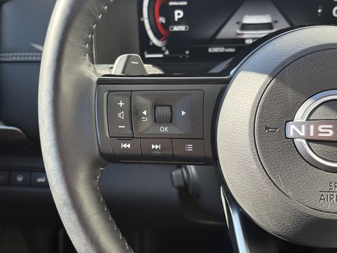 Used 2023 Nissan Pathfinder Platinum w/ Lighting Package (N93) image 19