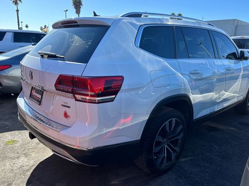 Used 2019 Volkswagen Atlas SEL Premium image 3