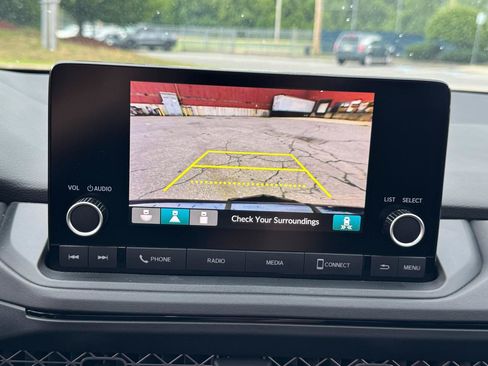 Used 2024 Honda Accord EX image 19
