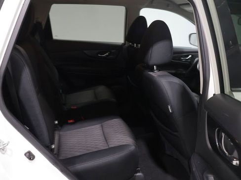 Used 2017 Nissan Rogue SV w/ Midnight Edition Package image 20