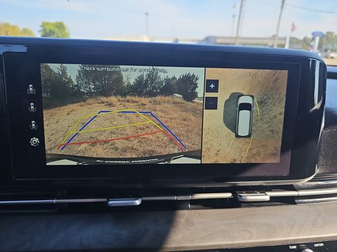 Used 2022 Kia Carnival SX FWD image 39