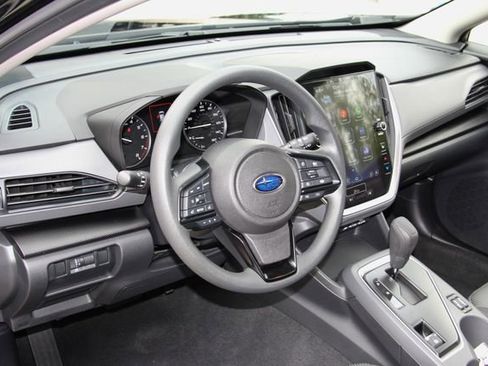 Used 2024 Subaru Crosstrek 2.0i Premium image 17