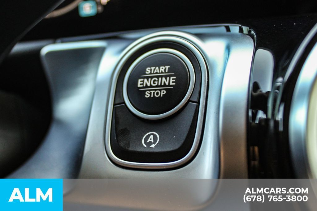 Used 2024 Mercedes-Benz GLB 250 4MATIC image 28