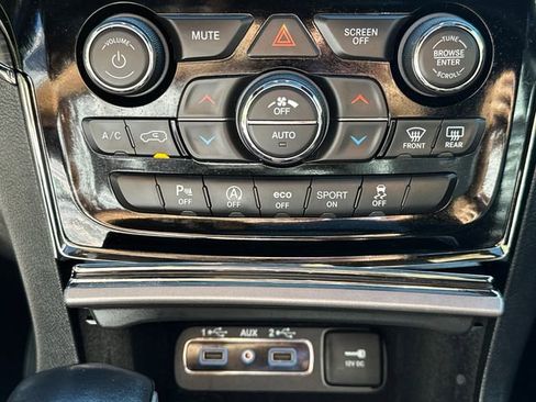 Used 2020 Jeep Grand Cherokee Limited X AWD/4WD image 30