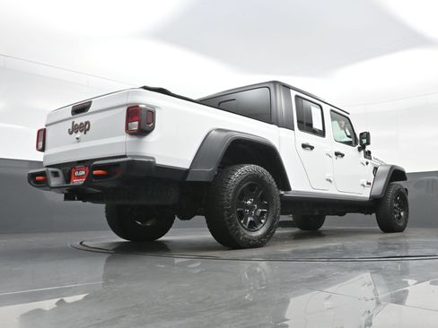 Used 2023 Jeep Gladiator Mojave w/ Trailer Tow Package AWD/4WD image 29