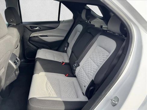 Used 2020 Chevrolet Equinox LT image 17